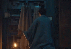 如网友影评人老王所言：“我们冷笑的不是